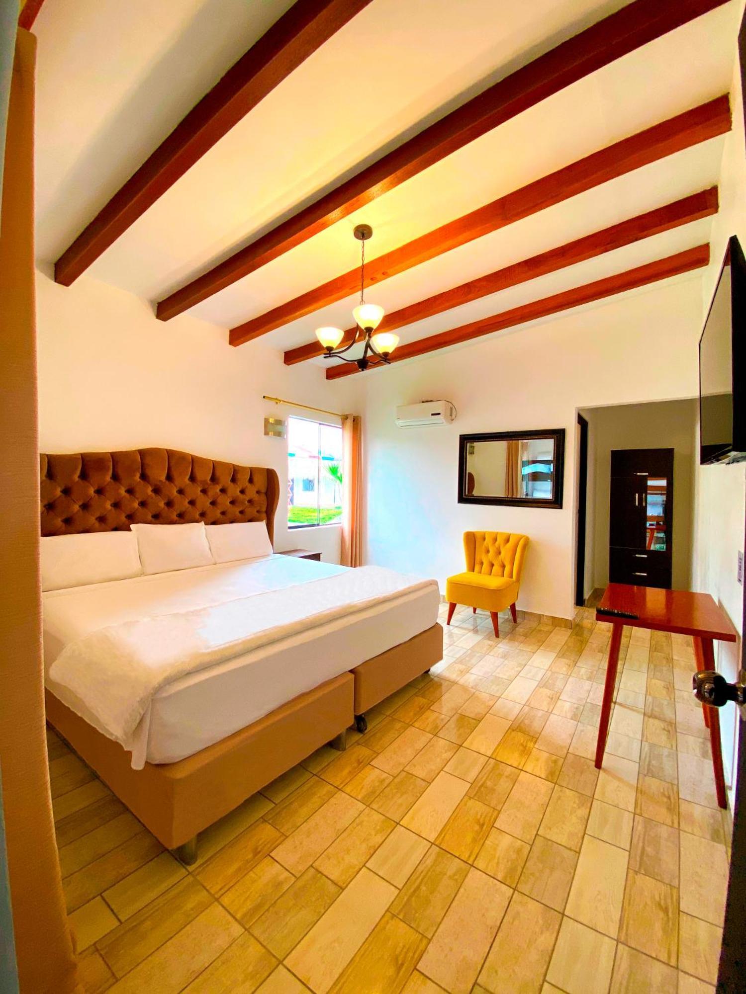 Hotel Resort Thiago Chincha Alta Dış mekan fotoğraf